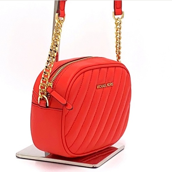 MICHAEL KORS ROSE SM OVAL CAMERA XBODY DR SANGRIA - Picture 2 of 16